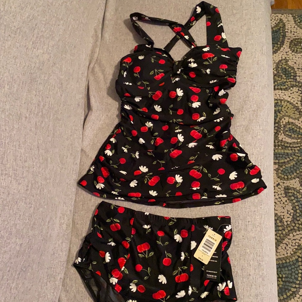 Black & cherries tankini swimsuit top&bottom sz0
